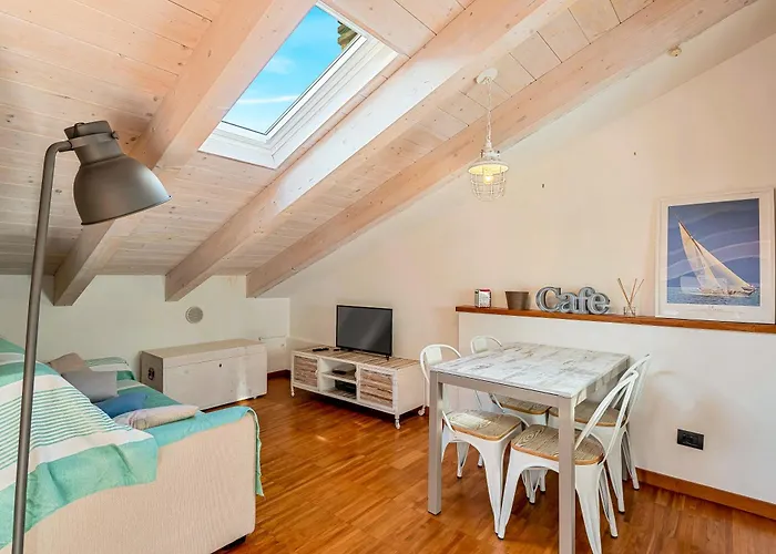 Διαμέρισμα Loft&sun